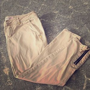 Cropped Juicy Couture Khakis